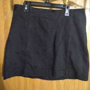 Wild Fable black stretchy skirt